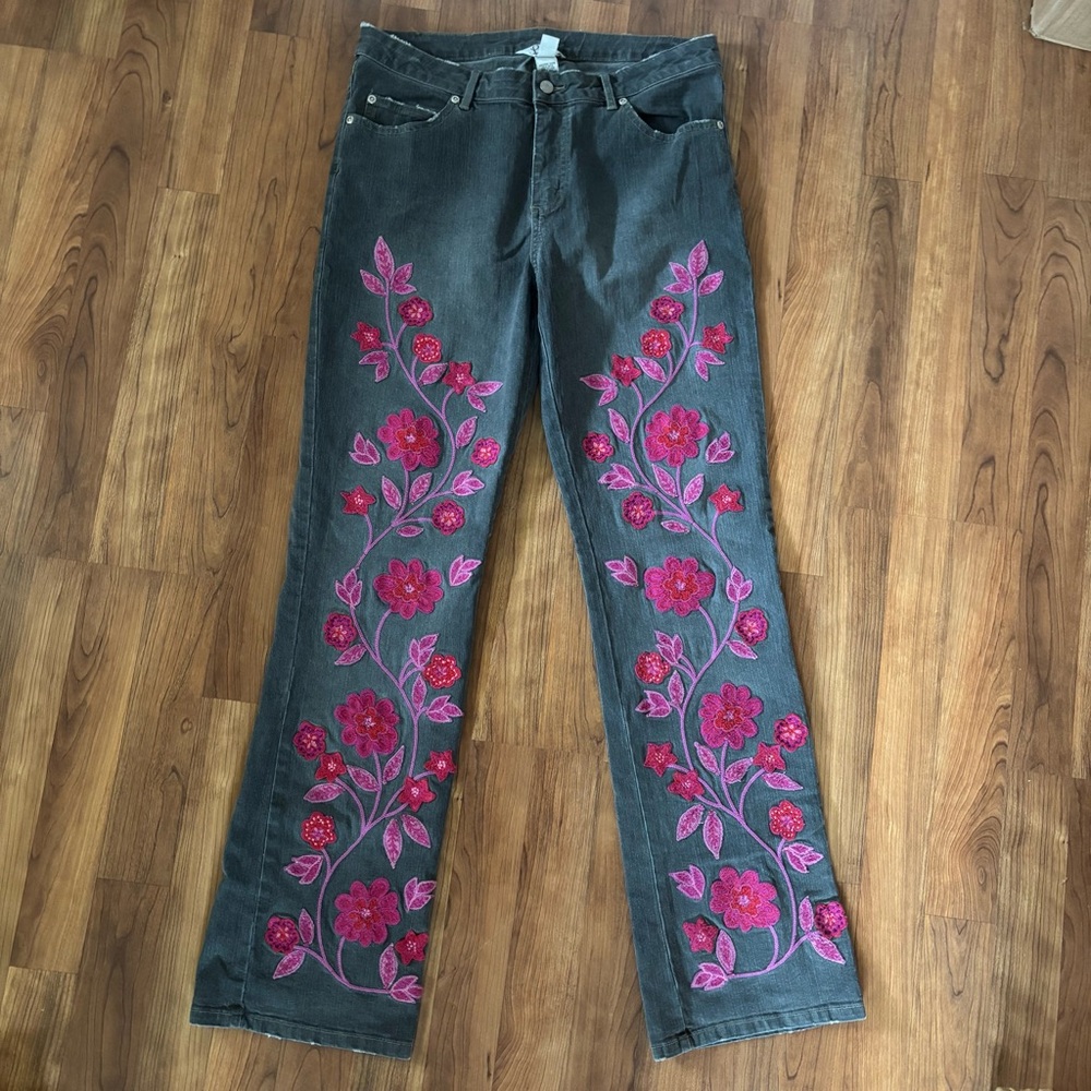 Lilly Pulitzer Y2K Embroidered Floral Jeans Size 8